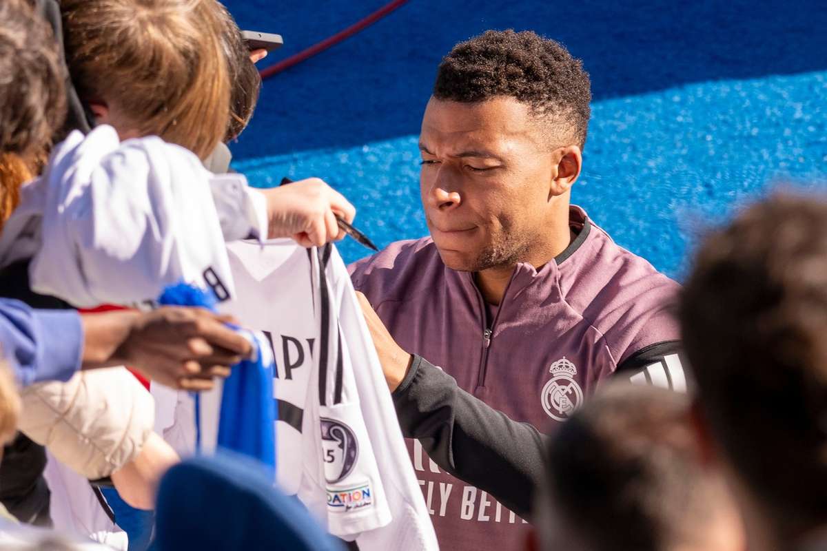 Revine Mbappe Inclus in lotul lui Real Madrid