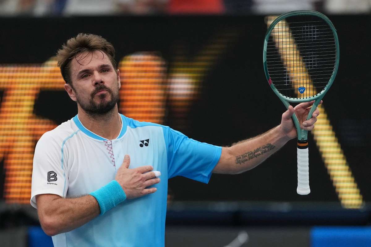 Tracker de Tenis Iga Swiatek si Mirra Andreeva avanseaza la AO Meci maraton pentru Wawrinka