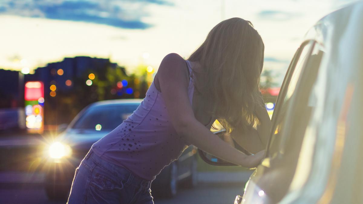 Un deputat PNL sustine legalizarea prostitutiei dar nu confirma lui Bolojan