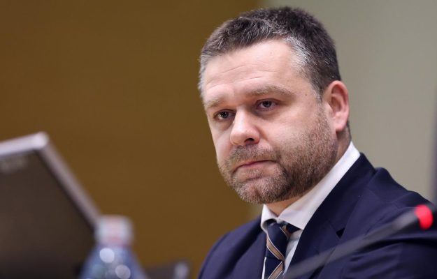 Ciprian Ciucu s a dus la PNL sa isi ceara scuze pentru ca a vorbit de rau despre colegii sai intr un podcast