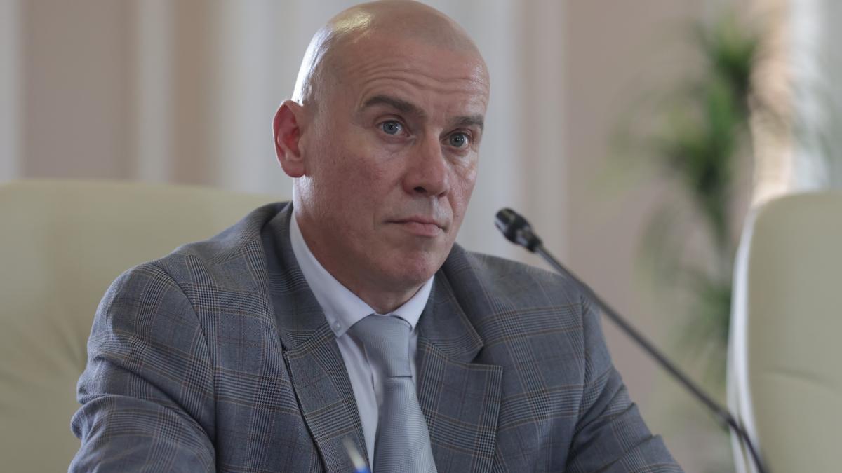 Trebuia sa fac ca alti ministri si sa ascund discutia sub pres Reactia ministrului