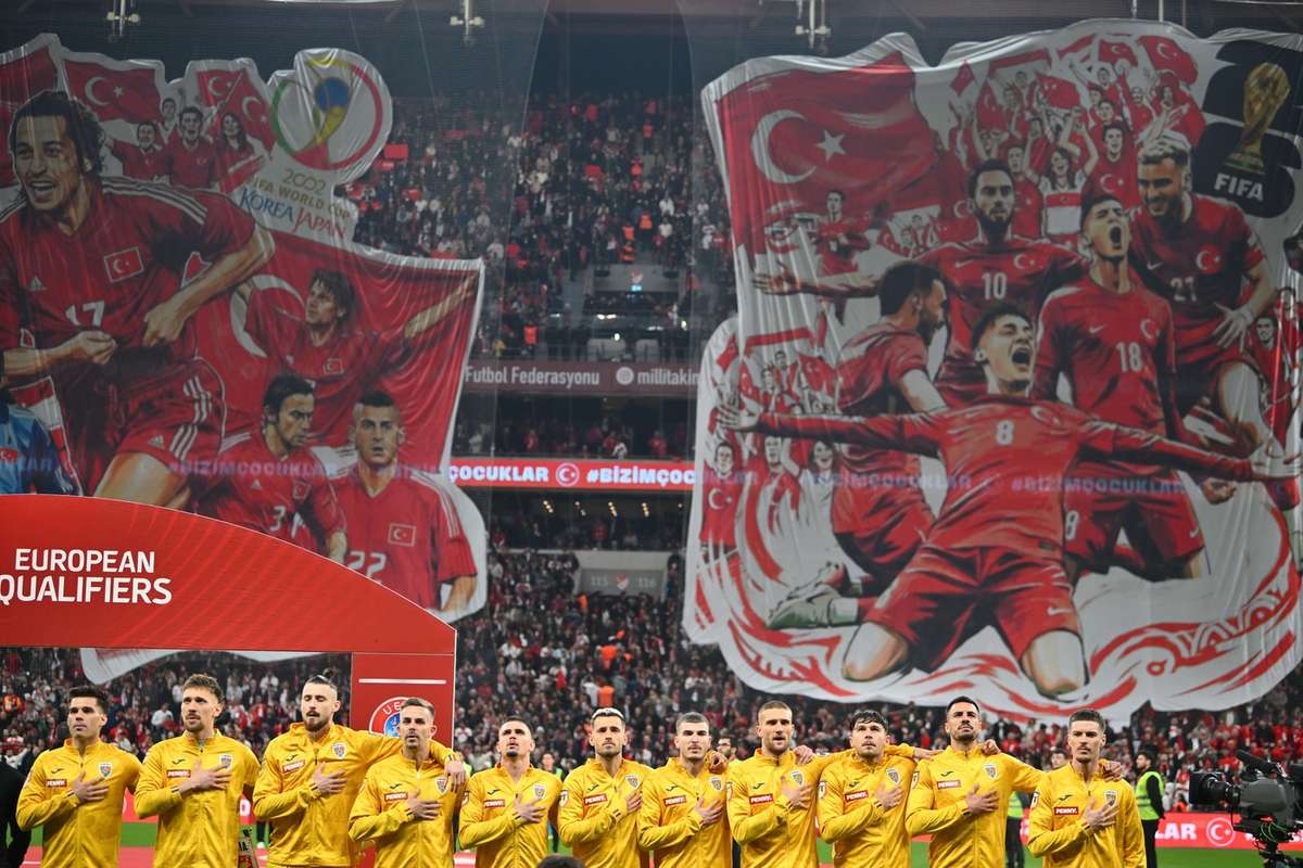 Cat ne cost infrangerea in faa Turciei Romania aproape de cea mai slab poziie in clasamentul FIFA din istorie