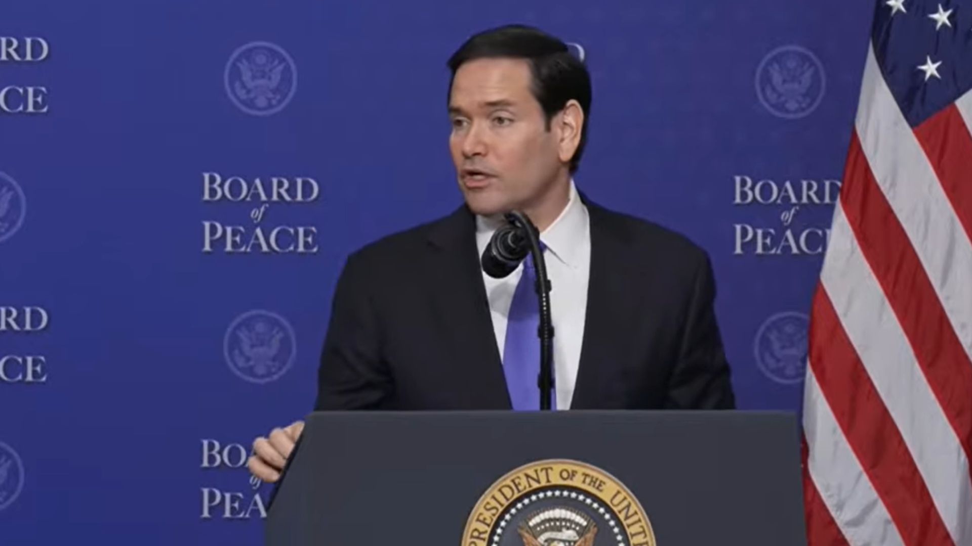 Cat te costa in prezent renuntarea la cetatenia americana