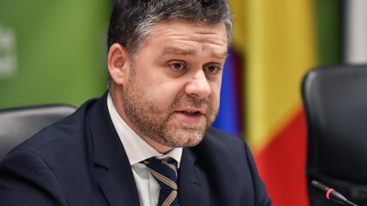 Ciucu afirma ca telefonul ii suna in draci din cauza eliminarii parcarilor ilegale de pe trotuar