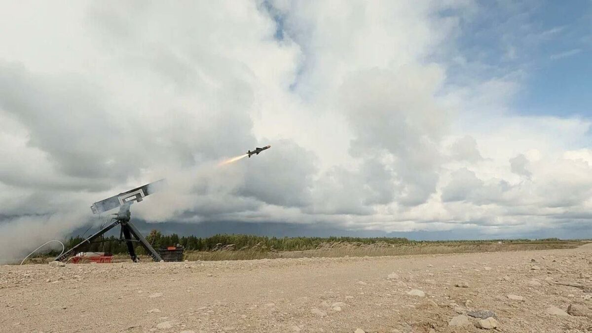 Cursa inarmarilor in Europa Ce au in vedere doua companii din Polonia si Estonia