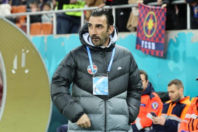 Elias Charalambous si Mihai Pintilii parasesc FCSB Mirel Radoi favorit pentru a prelua conducerea echipei