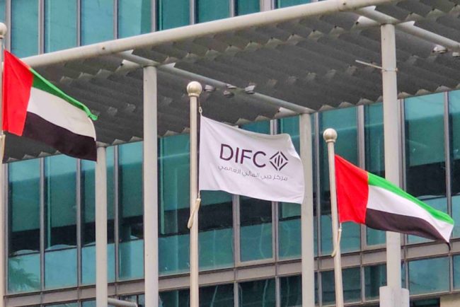 Emiratele atacate de Iran 341 de rachete interceptate in total