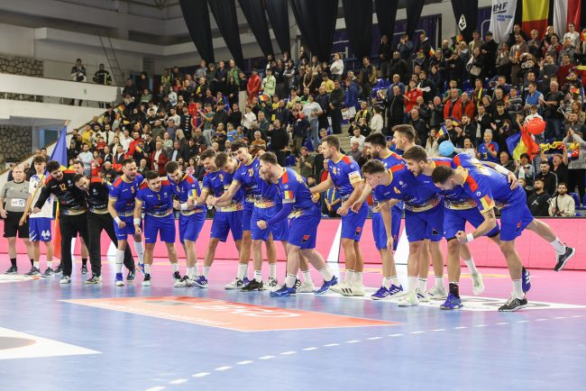 FRH anunta lotul national pentru meciurile cu Turcia din preliminariile Campionatului Mondial de handbal masculin