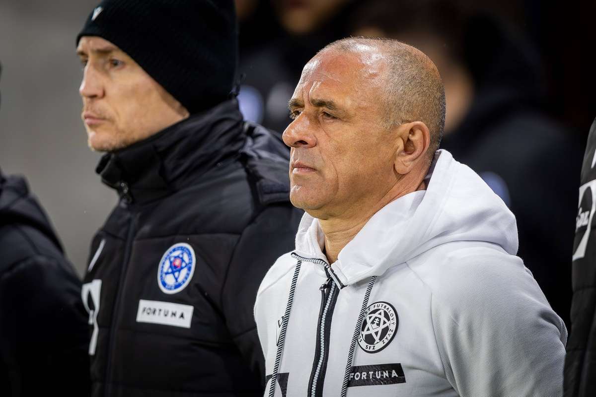 Francesco Calzona solicta cea mai mare seriozitate din partea jucatorilor Slovaciei inaintea meciului amical cu Romania
