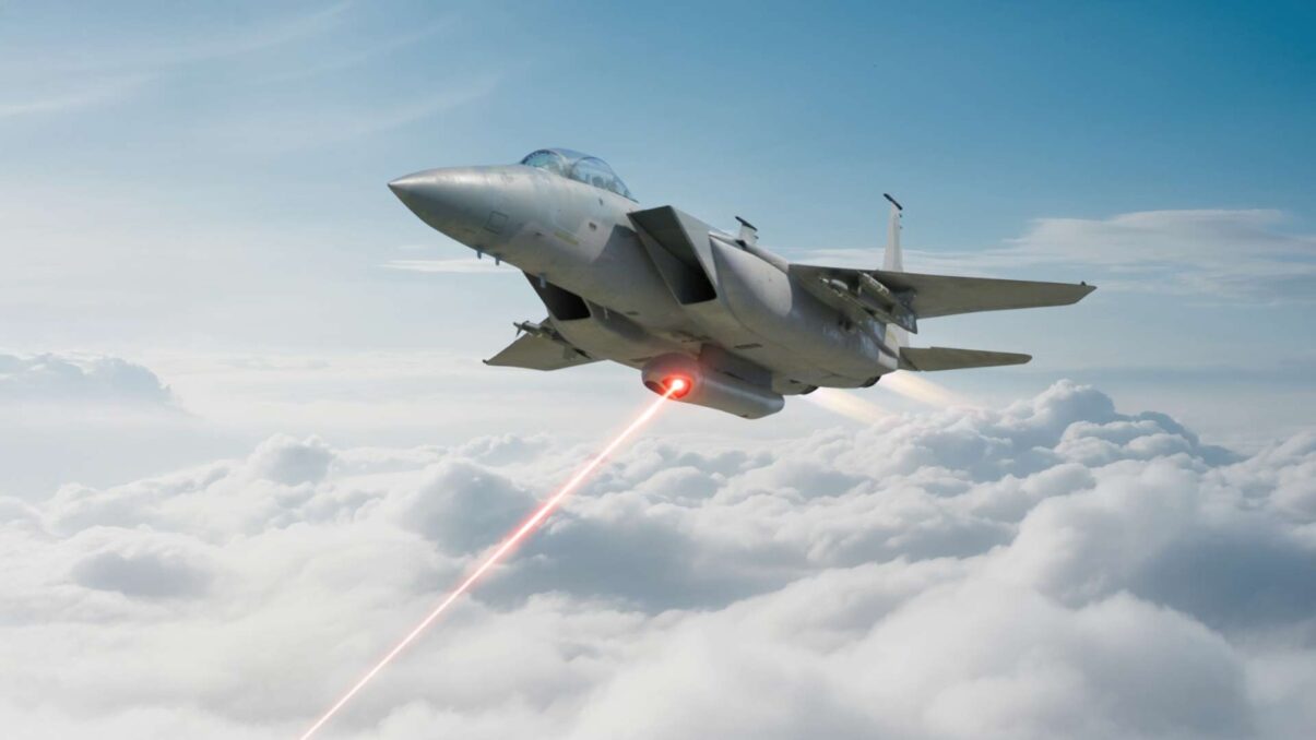 Israelul monteaza lasere pe avioane pentru a intercepta drone acestea vor putea ataca si alte tinte