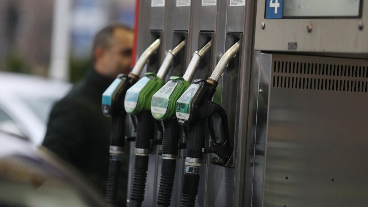 Nazare doreste sa mentina compensatiile pentru motorina destinate transportatorilor Bugetul este de peste 650 de