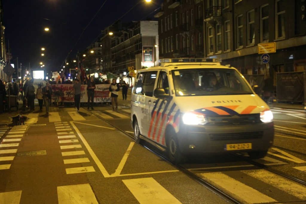 Politia olandeza a arestat patru tineri dupa un incendiu la o sinagoga din Rotterdam