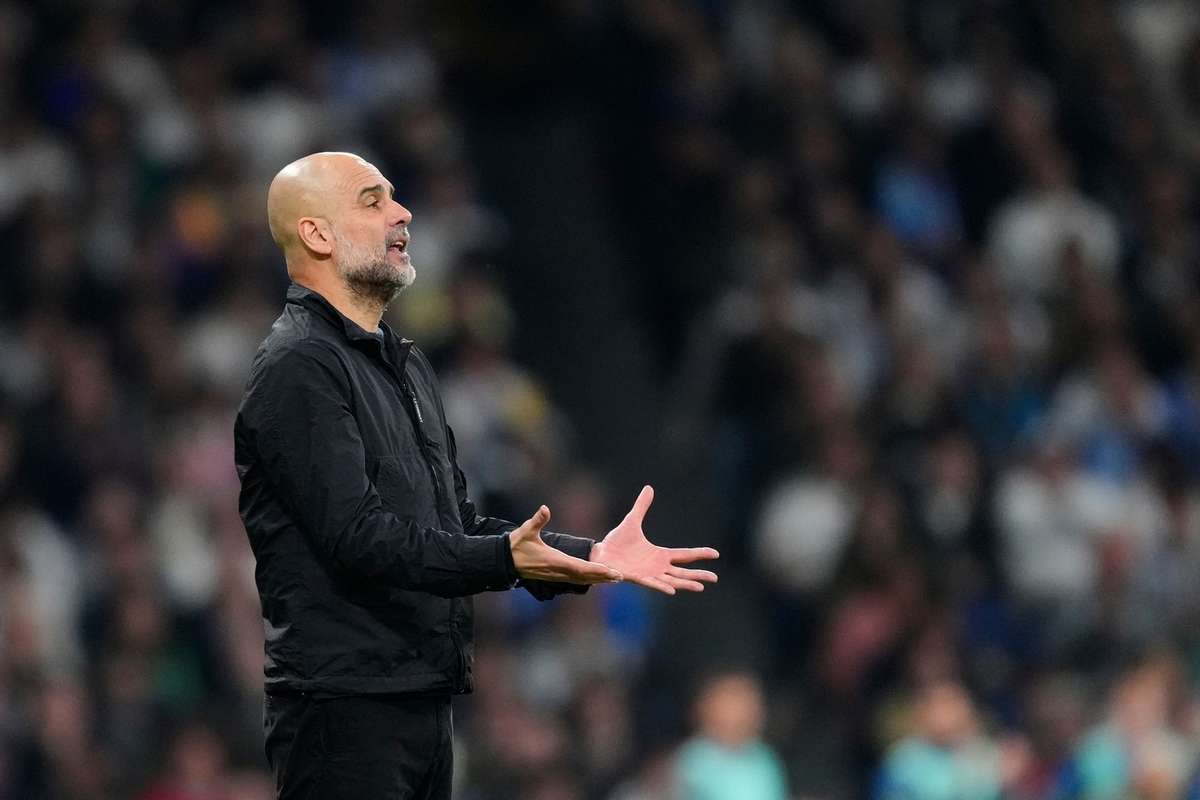 Premier League Guardiola obtine primul premiu de antrenor al lunii din 2021