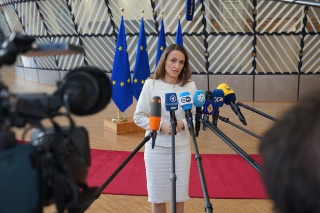 Toiu discutii la Bruxelles despre razboi Au fost subliniate constrangerile actiunilor agresive ale