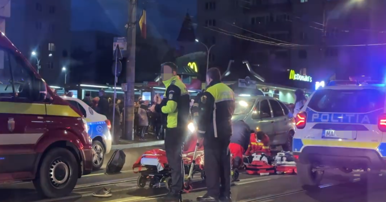 accident in manastur un barbat a fost lovit in aceasta seara in cluj napoca in timp ce traversa pe trecerea de pietoni la volan se afla un tanar de 31 de ani