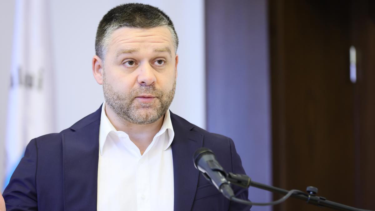 ciucu anunta reorganizari la primaria capitalei se vor desfiinta 771 de posturi vom economisi
