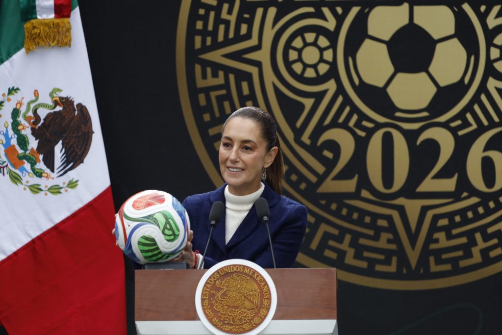 CM 2026 schimba turismul in Mexic Cum nomazii digitali vin sa lucreze si sa experimenteze fotbalul timp de saptamani intregi