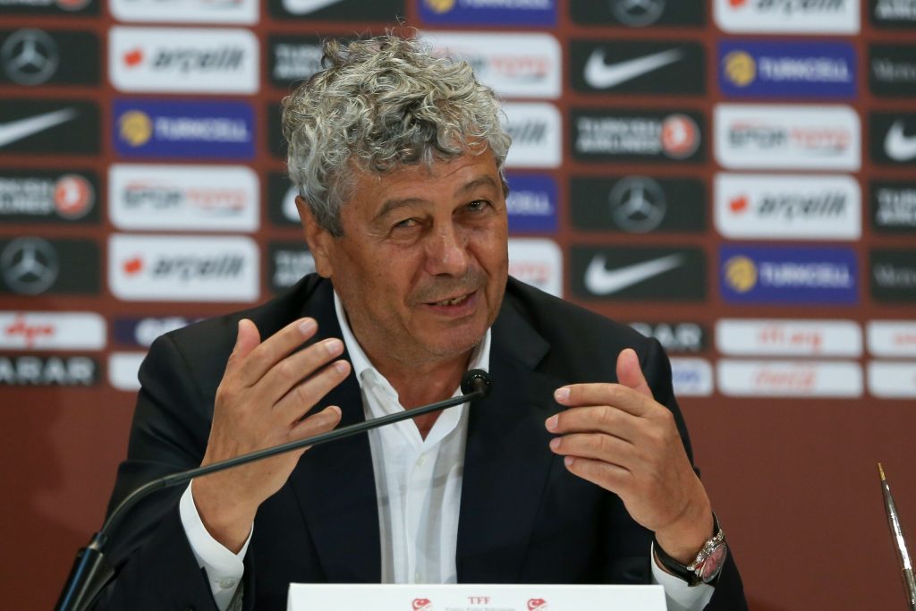 Federatia Turca de Fotbal omagiu adus lui Mircea Lucescu Contributiile lui nu vor fi niciodata uitate
