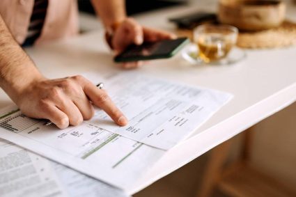 Proiect USR: Facturile în valută să fie calculate la cursul BNR de dinainte cu o zi.