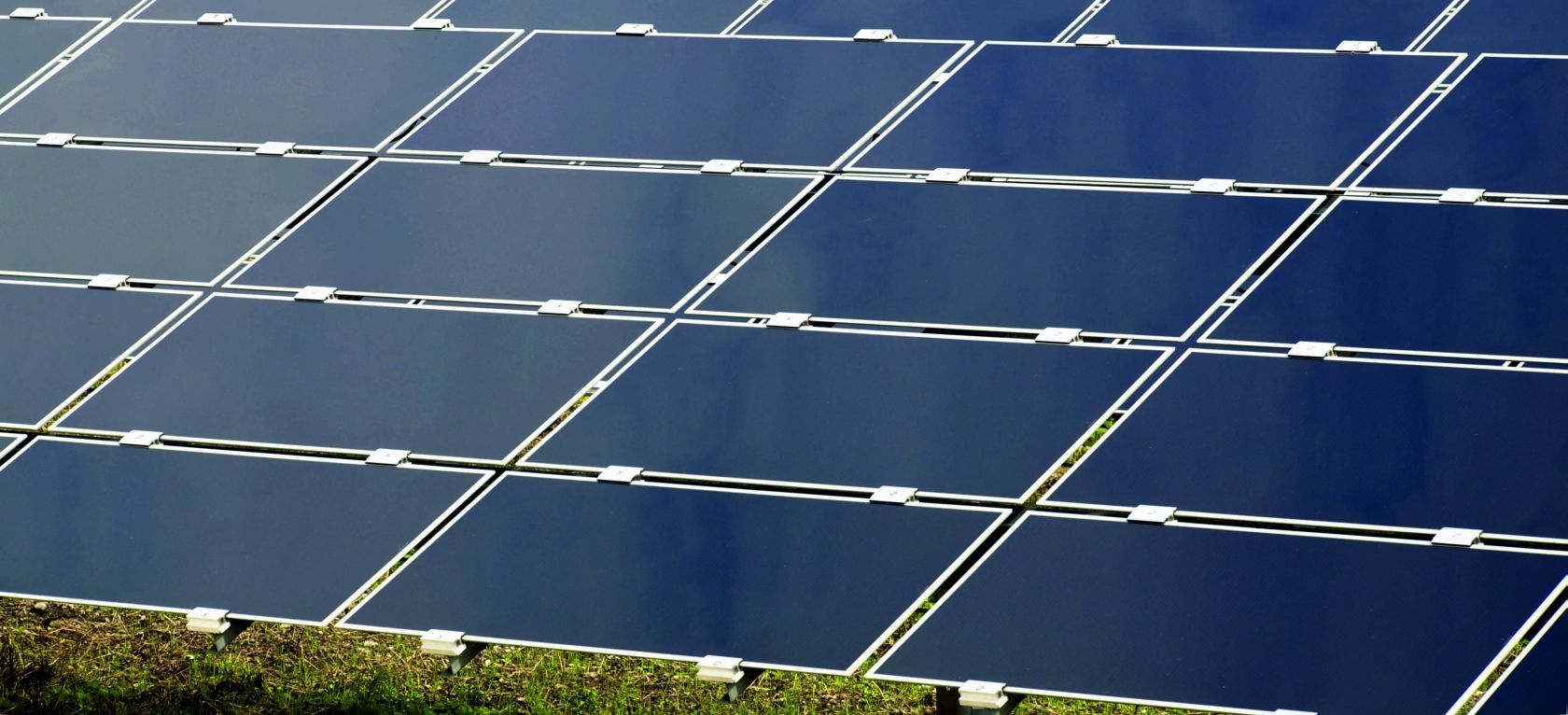 Sase barbati din Buzau si Vrancea arestati preventiv intr un caz de furt dintr un parc solar