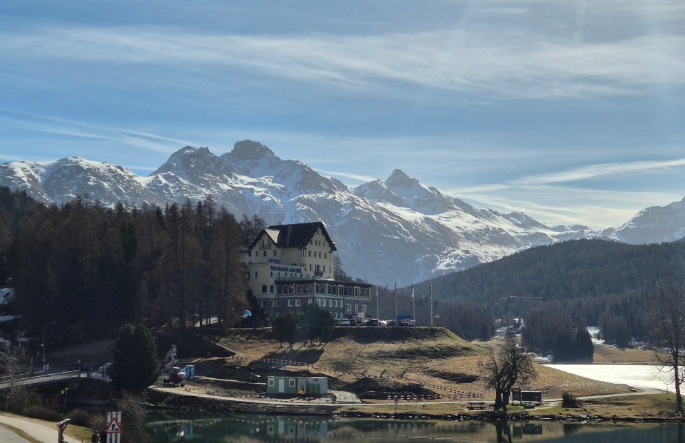 St Moritz isi reinventeaza modelul statiunea de lux construieste locuinte accesibile pentru localnici