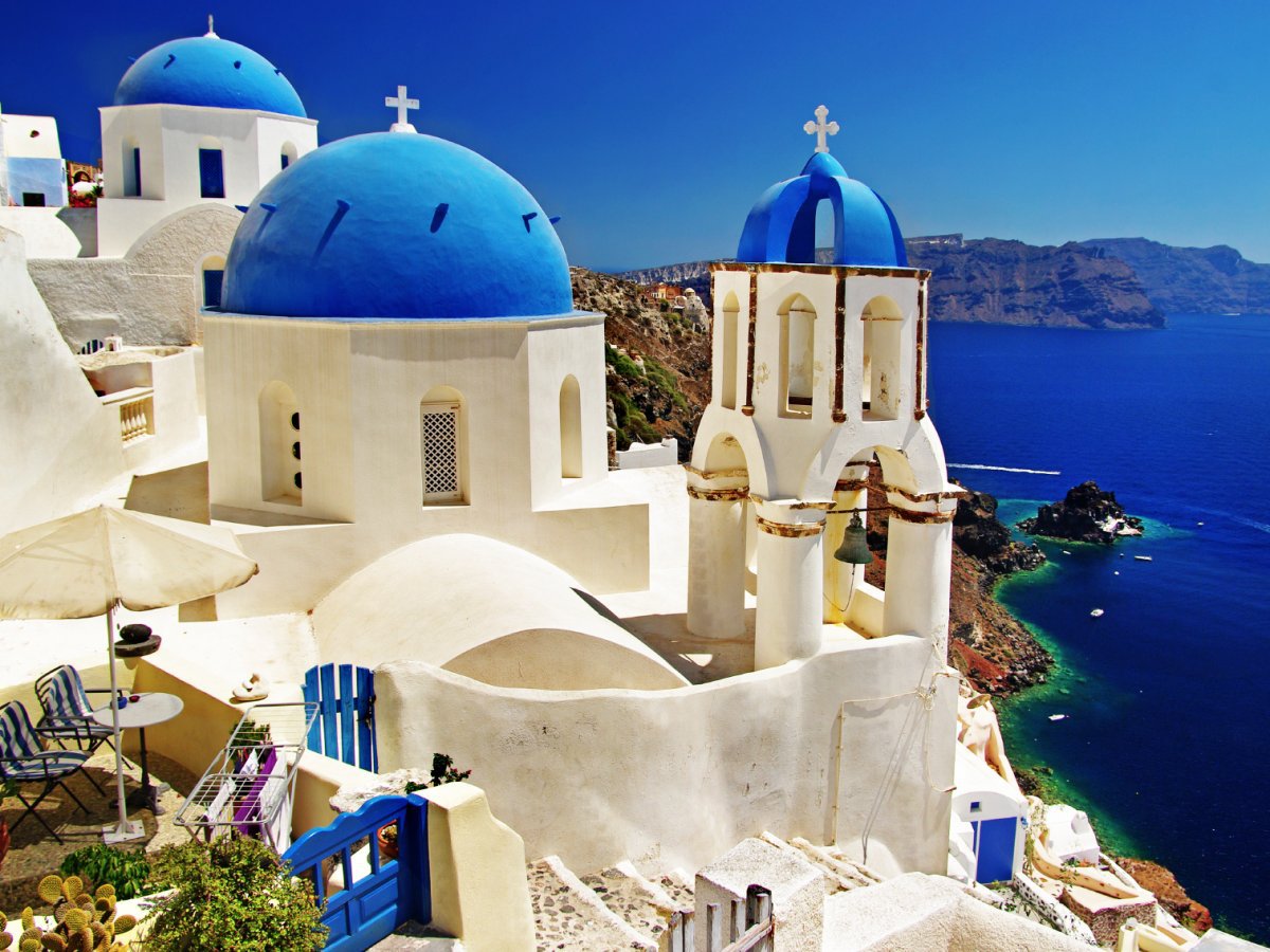 Vesti neplacute pentru turistii supraponderali Acestia nu mai pot calarim agarusi in Santorini