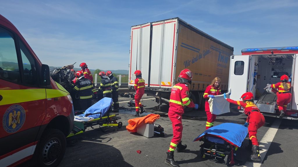 actualizare accident grav pe a1 in direcia sibiu alba traficul rutier este complet oprit