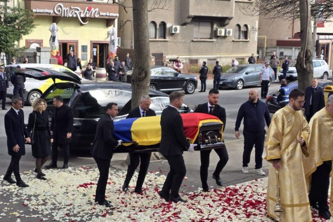 actualizare mircea lucescu a fost inhumat cu onoruri militare la cimitirul bellu