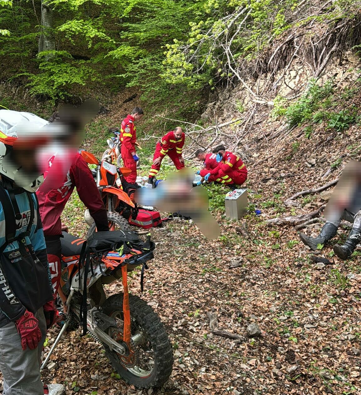 Bistrita Nasaud Tanar de 19 ani decedat in urma unei caderi cu motocicleta intr o prapastie