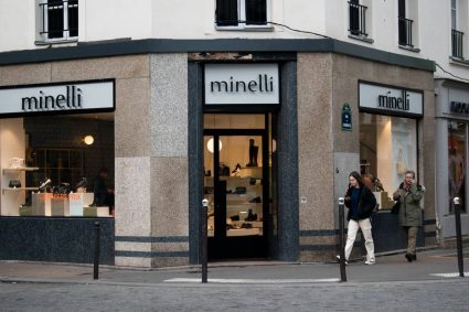 Brandul de încălțăminte Minelli își închide complet magazinele din Franța.
