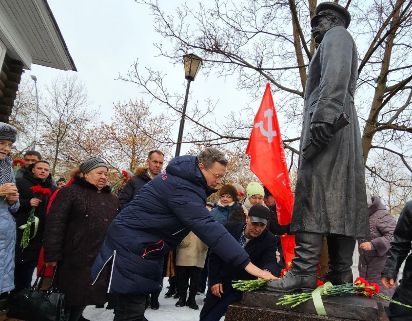 Cine este guvernatorul rus care se inspira din Stalin si Ivan cel Groaznic statui restrictii si nostalgie pentru Uniunea Sovietica