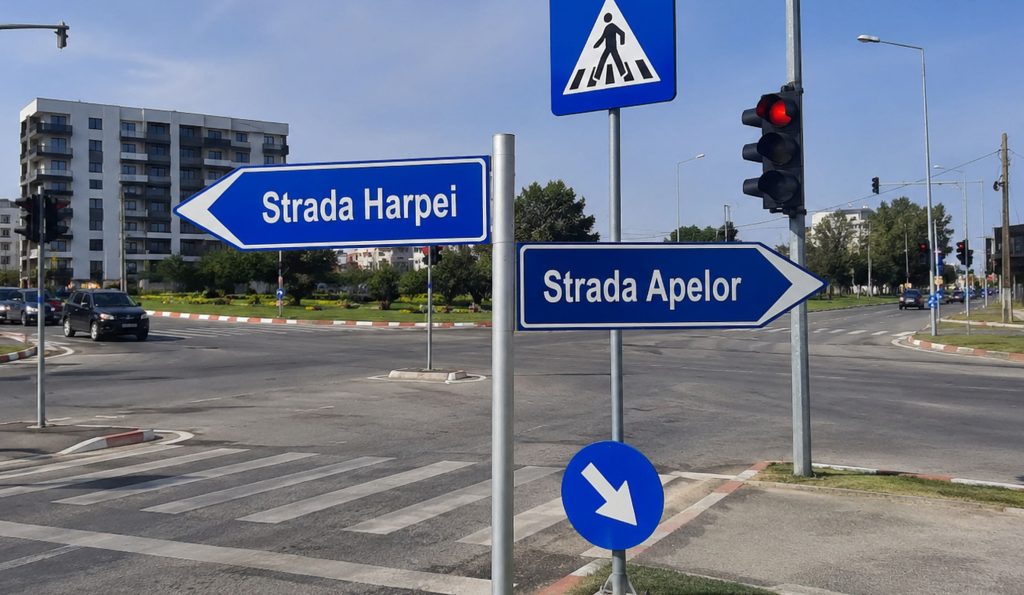 Clujenii trebuie sa invete doua denumiri noi de strazi Harpei si Apelor care vor desarvi noile zone rezidentiale si industriale ale orasului