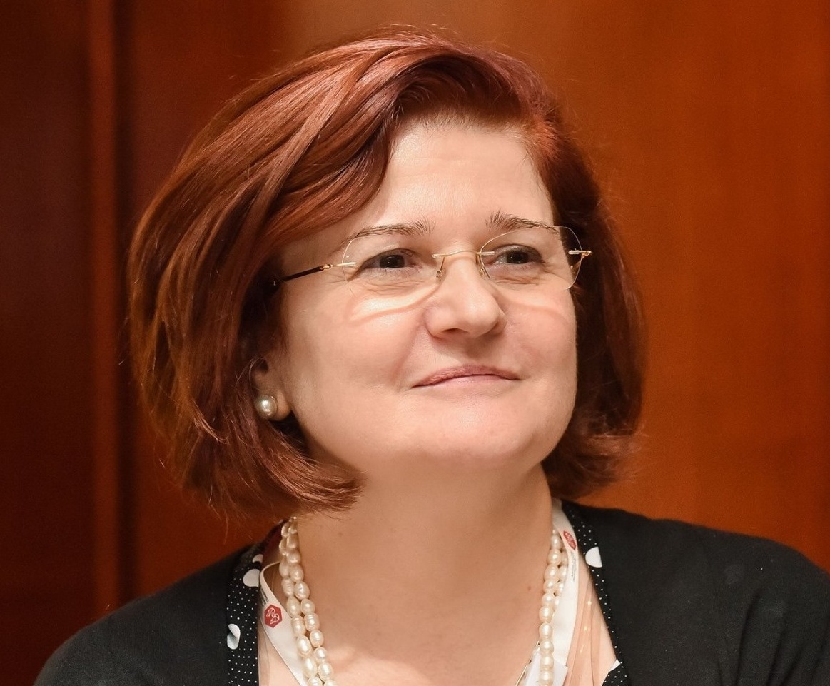 Colegiul Medicilor se distanzeaza de afirmatiile unui ginecolog legat de sarcina concepta in post Libertatea de exprimare nu poate fi separata de responsabilitatea profesionala