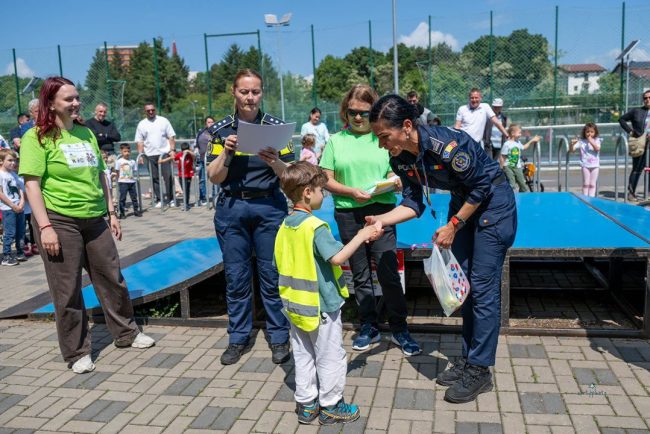 Finala emotionanta la Cluj 150 de prescolari din Cluj sau intrecut pe pista pentru titlul de cel mai bun mic participant la trafic