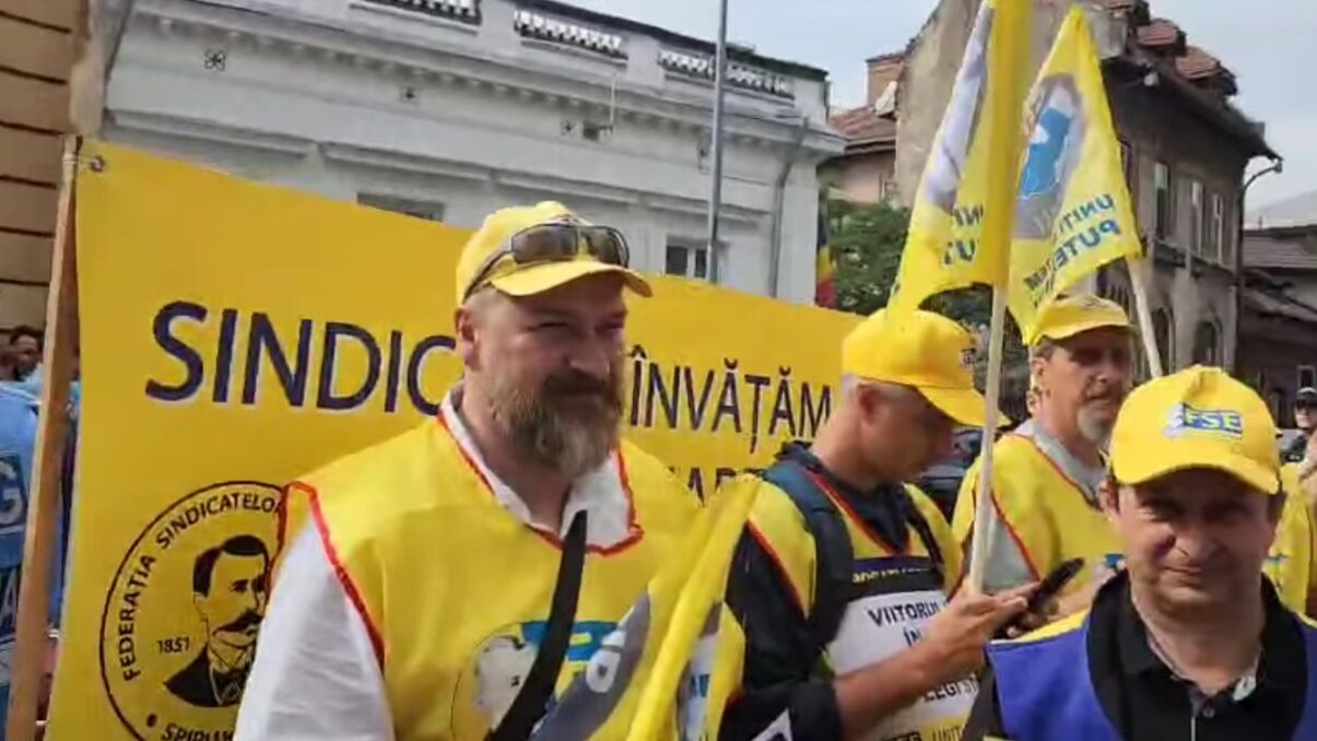 Guvernul Bolojan a aprobat in ultimul moment OUG pentru stimulentel e in cariera didactica Una dintre ultimele decizii inainte de votul motiunii de cenzura