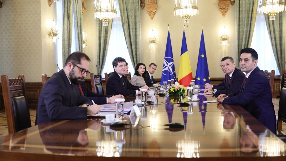 Nicuser Dan cheama partidele la consultari saptamana viitoare Vor mai avea loc discutii