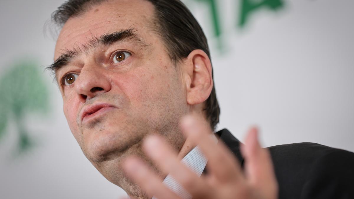 PSD a formulat plangere penala impotriva fostului premier Ludovic Orban pentru sumele acordate din Fondul de