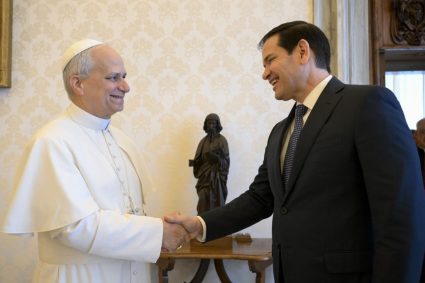 Papa Leon al XIV-lea se va întâlni cu Marco Rubio joi, anunță Vaticanul. Vizita are loc pe fondul intensificării tensiunilor între Trump și Suveranul Pontif.