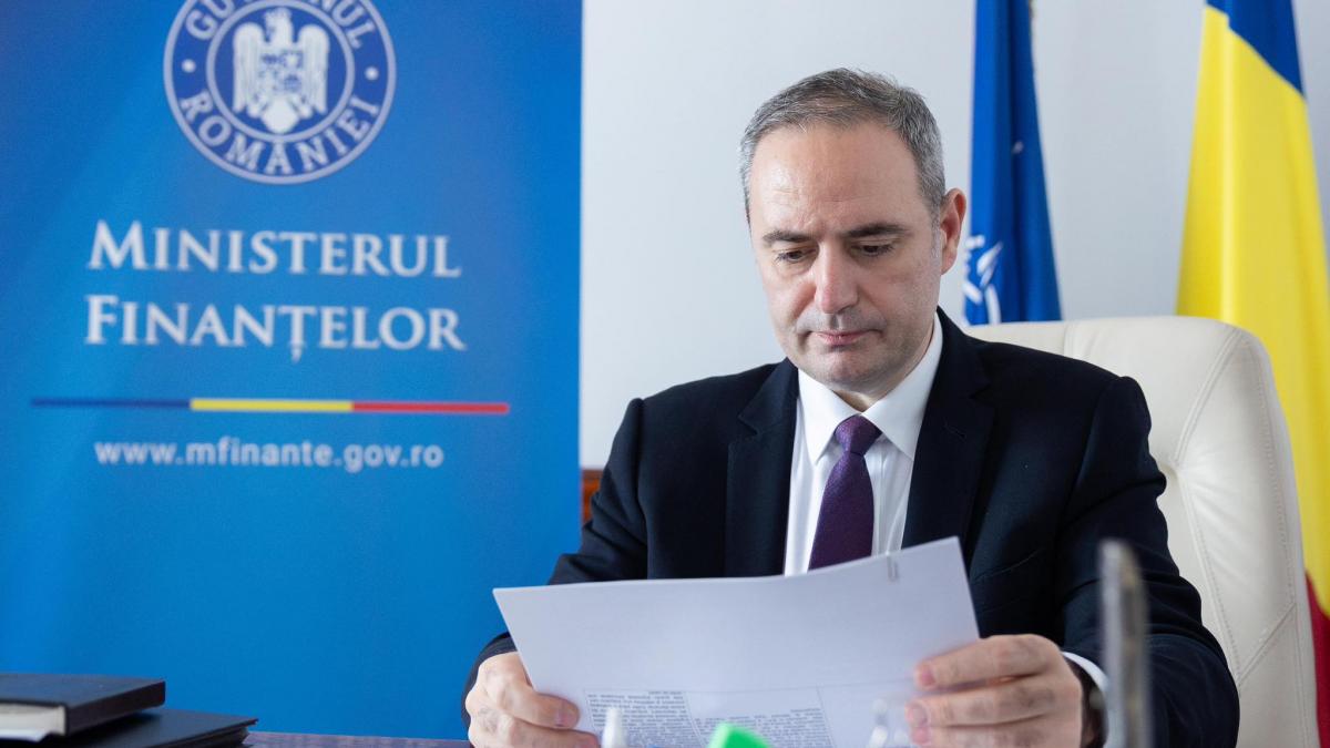 Persoanele fizice nu vor mai fi obligate sa emita eFactura incepand cu 1 iunie Alexandru Nazare Ar fi