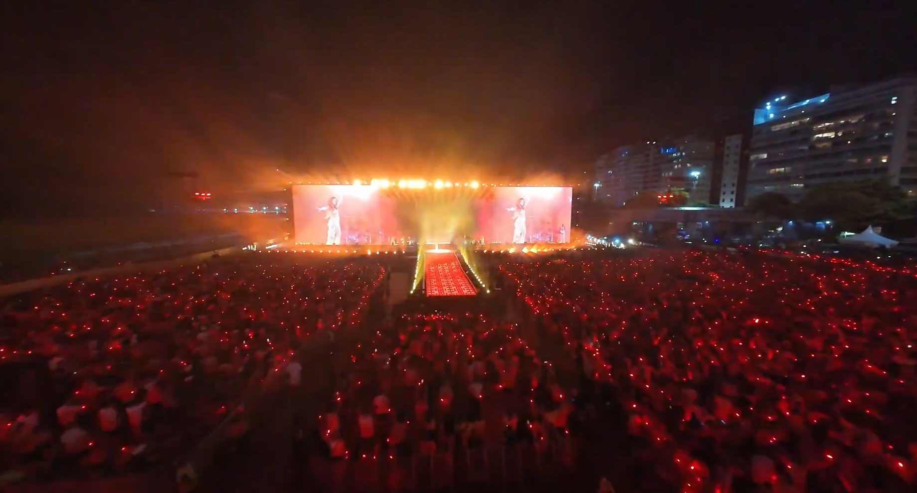 Shakira creeaza istorie la Rio concert gratuit pentru doua milioane de oameni pe plaja Copacabana