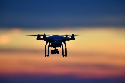 Spațiul aerian deasupra nordului Republicii Moldova a fost închis după detectarea unei drone.
