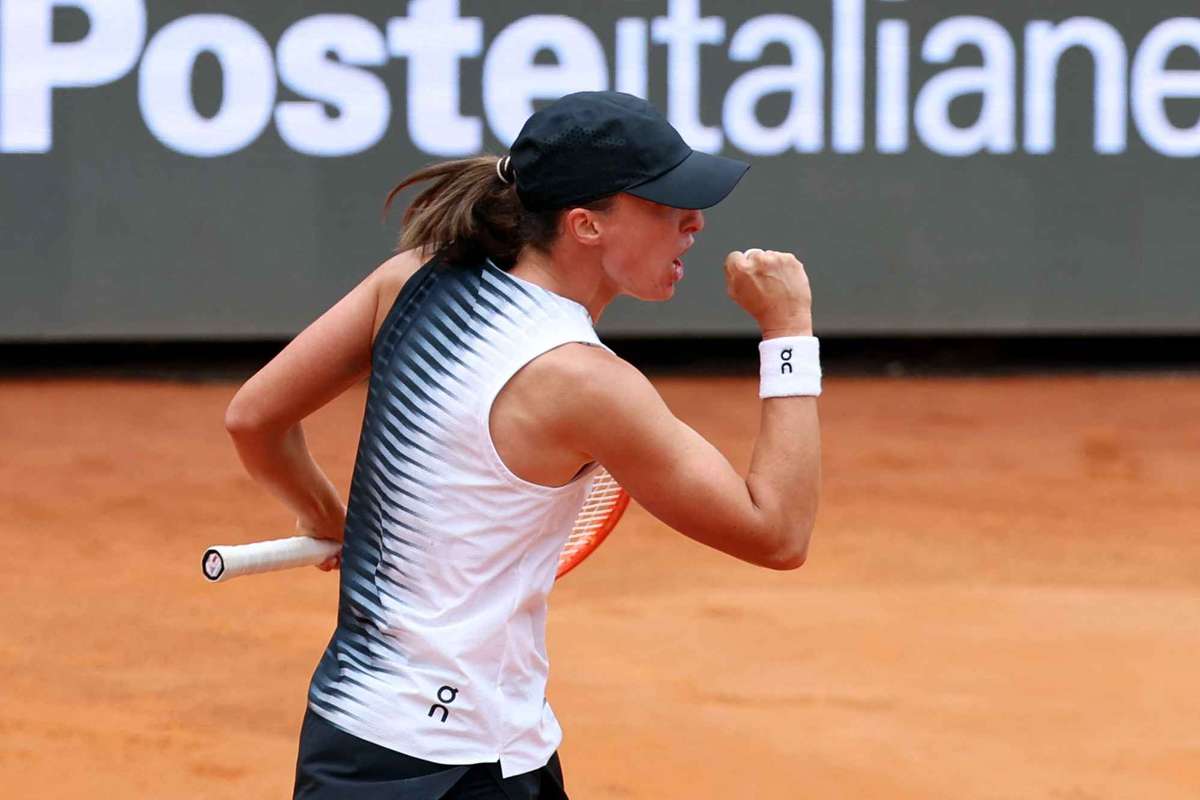 Swiatek o invinge pe Pegula in drumul spre semifinalele de la Roma