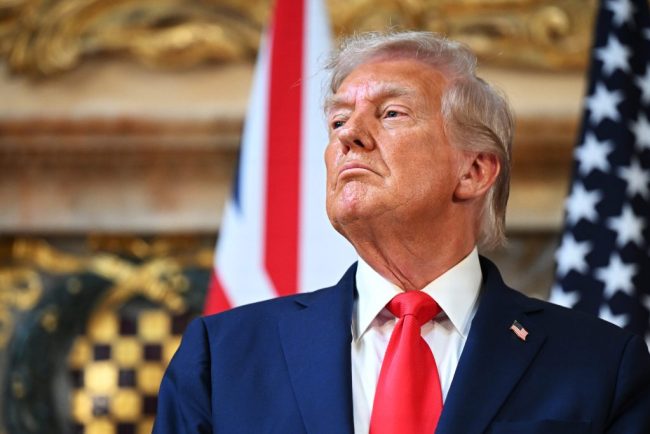 Trump avertizeaza Vom reduce semnificativ numarul soldatilor din Germania cu mult mai mult de 5000