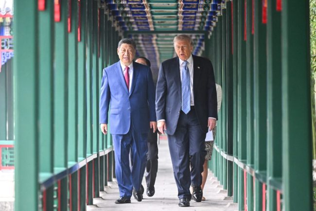 Trump paraseste China fara a lua o decizie in legatura cu armele pentru Taiwan Xi Ne vom implica in negocierile cu Iranul