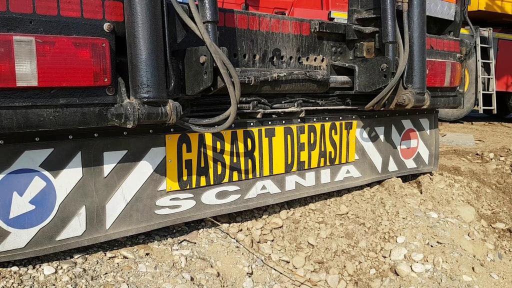 Un monstru de 120 de tone si 34 de metri lungime invadeaza soselele din Romnia Pe unde se desfsoar transportul agabaritic si ce informatii trebuie sa detine soferii