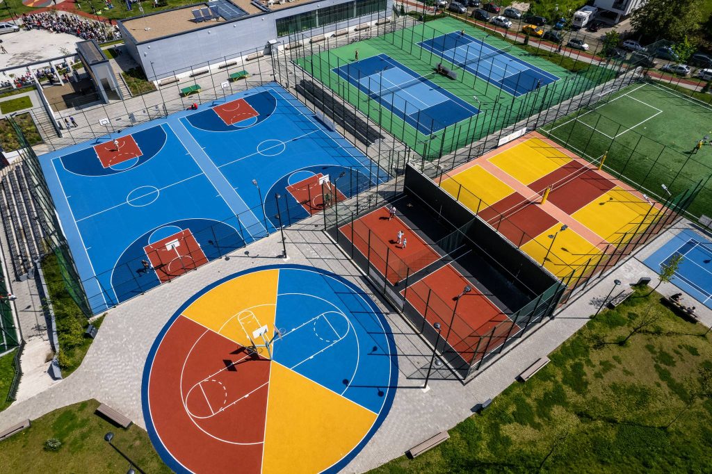 Vrei sa practici sport gratuit in Cluj Napoca Primaria pune la dispozitie doua baze sportive pentru toti cetatenii Cum functioneaza si cum poti face o rezervare online