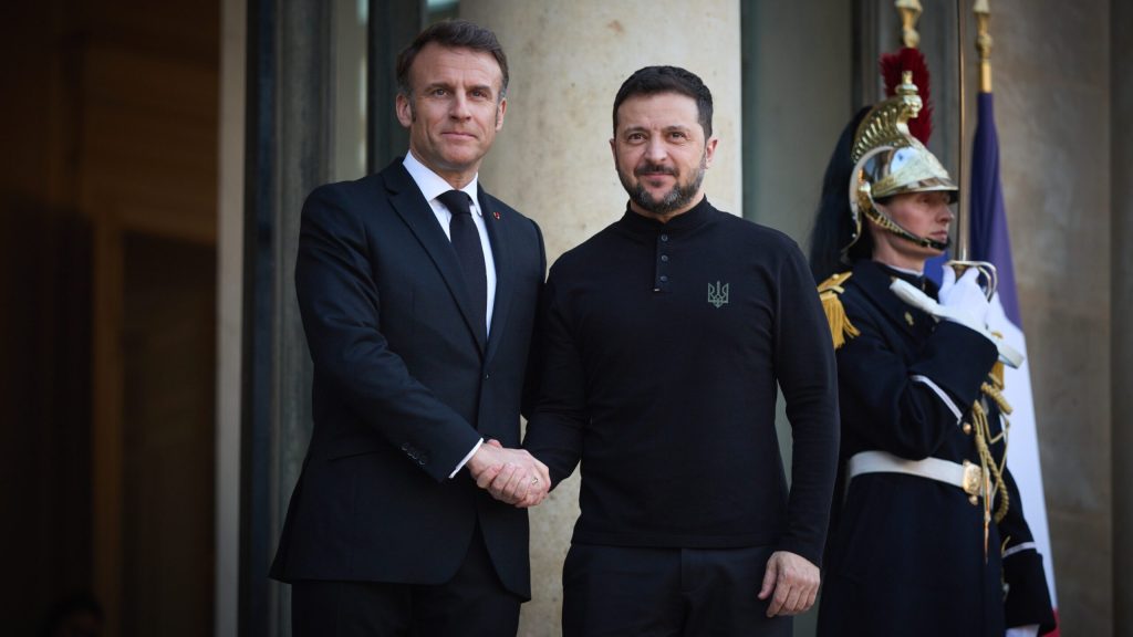 Zelenski anunta ca Parisul si Kievul vor colabora la dezvoltarea sistemelor de aparare antiracheta este o decizie ferma si un pas important