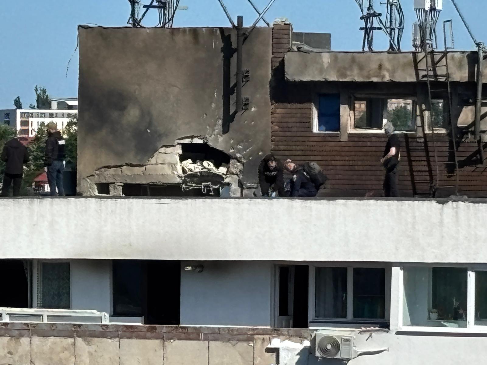 actualizare o drona s a prabusit peste un bloc de locuinte in galati sedinta csat s a incheiat ilie bolojan nu a fost prezent ambasadorul rusiei convocat la ministerul afacerilor