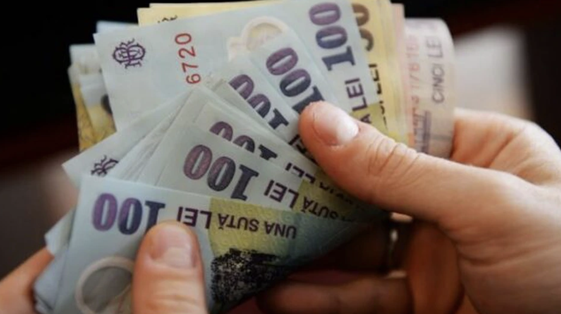 ceasul ticaie pentru angajatori incepand cu 7 iunie companiile cu peste 100 de angajati trebuie sa dezvaluie salariile fiecaruia patru din zece nu sunt pregatite