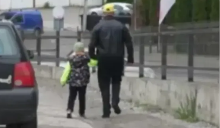pericol pe o strada din cluj napoca parintii trag un semnal de alarma situatia persista de ani de zile